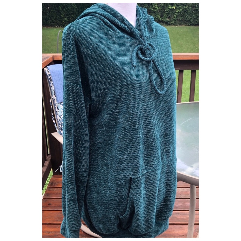 Cozy Soft Chenille Knit Kangaroo Pocket Hoodie! - Picture 3 of 16